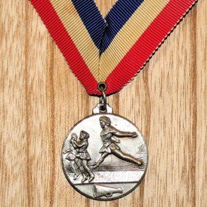 Vintage L.I.C.A 1979 Medal Ribbon Necklace Long Island Cheer Cheerleading
